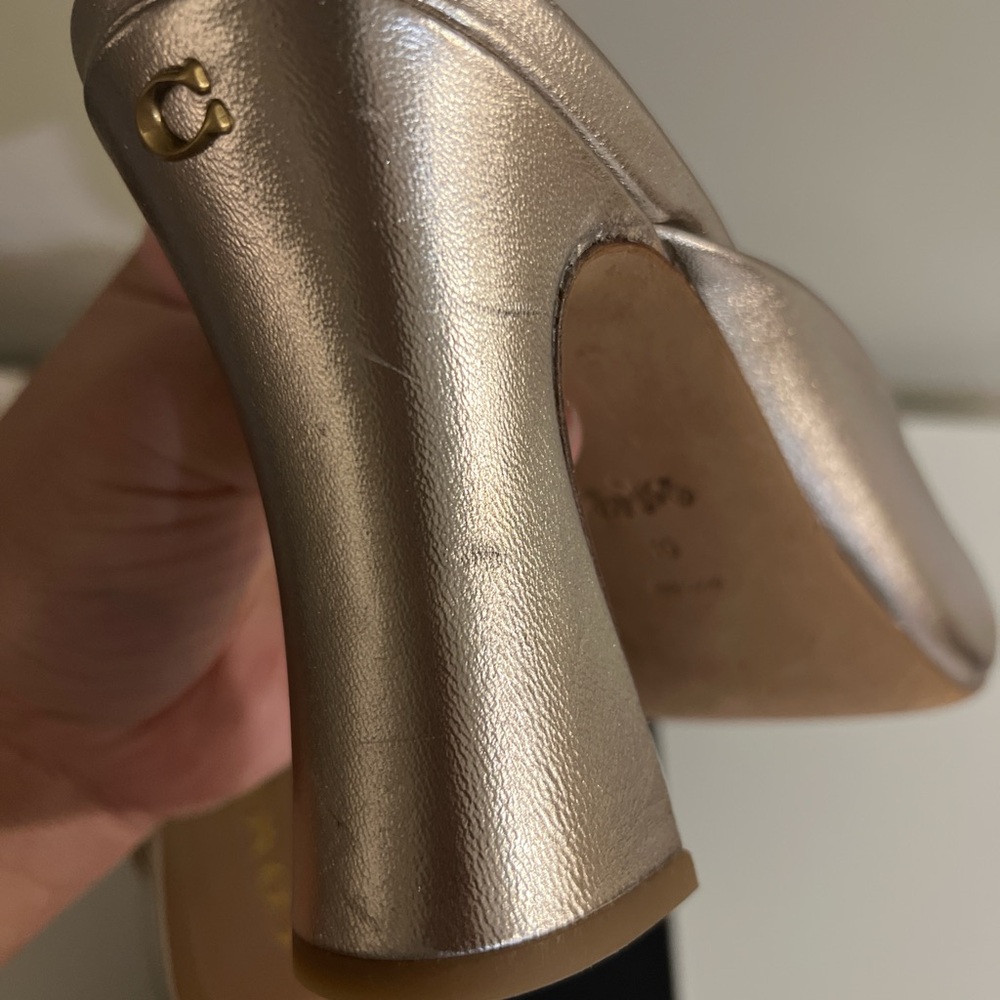 Coach heels - Picture 5 of 7